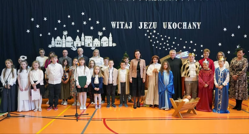 W Gowarczowie uczniowie wystawili aż dwie inscenizacje jasełek