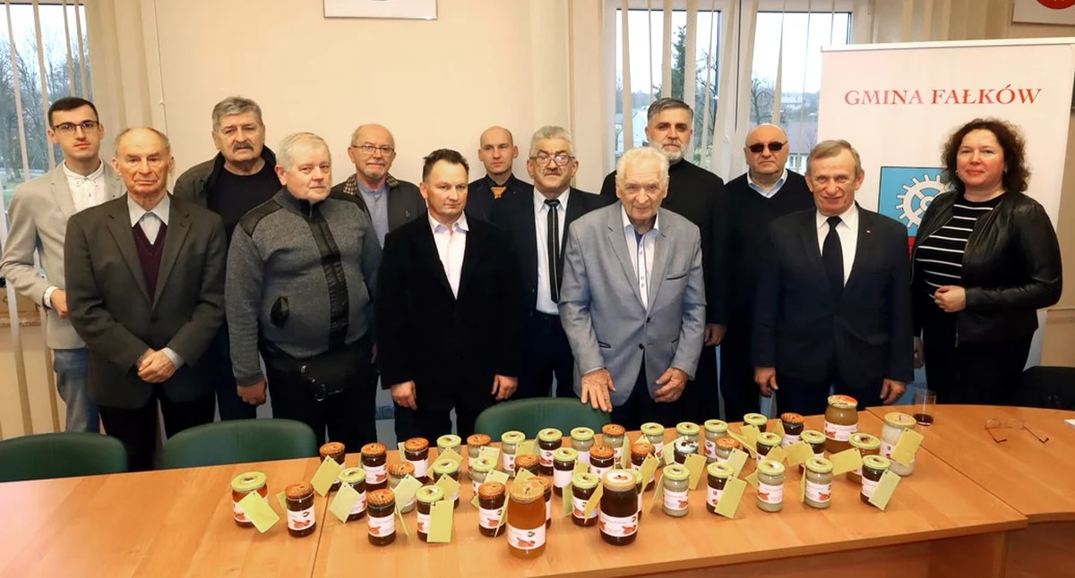 FAŁKÓW. Serce dla serca. Pszczelarze spotkali się z honorowymi dawcami krwi