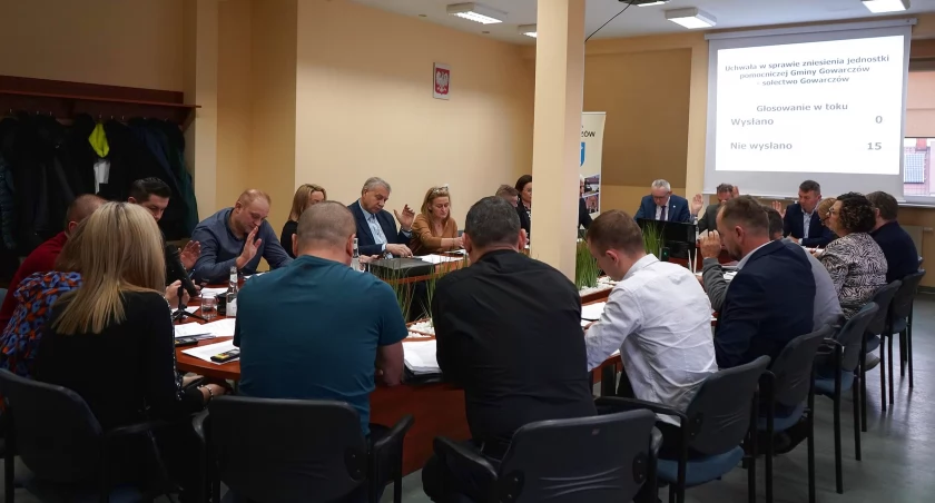 Gowarczów miastem. Także w dokumentach gminy i podległych jej jednostek. Ważne ogłoszenie wójta