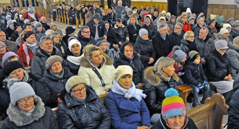 KOŃSKIE. U św. Mikołaja koncertował Zespół Guzowianki [ZDJĘCIA]
