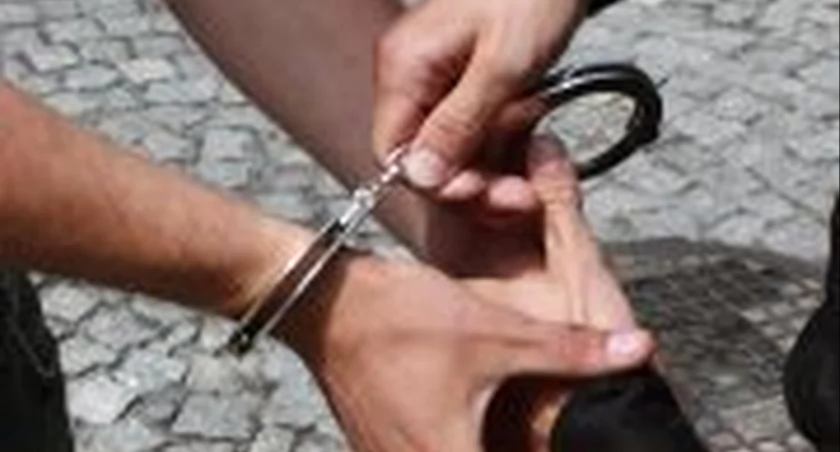 KIELCE, KOŃSKIE. Napadli, pobili i... wylądowali w areszcie