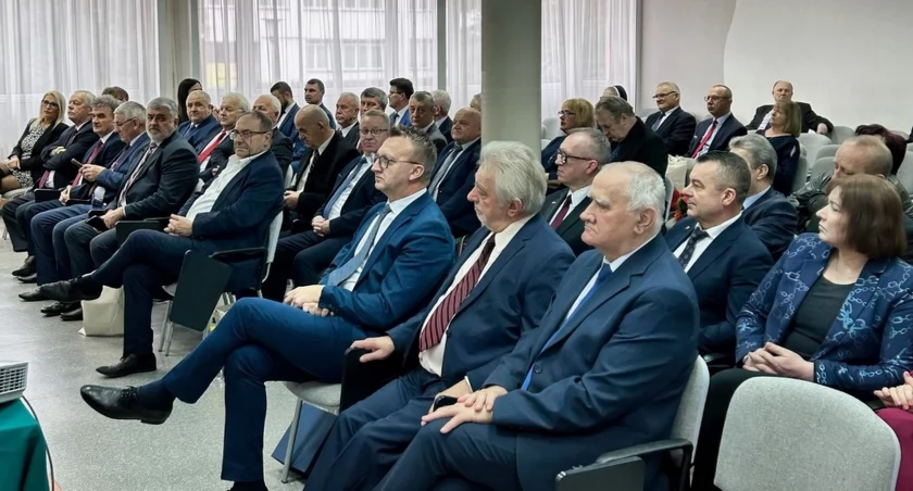 KOŃSKIE - BUSKO-ZDRÓJ. Uczcili 25-lecie utworzenia powiatów