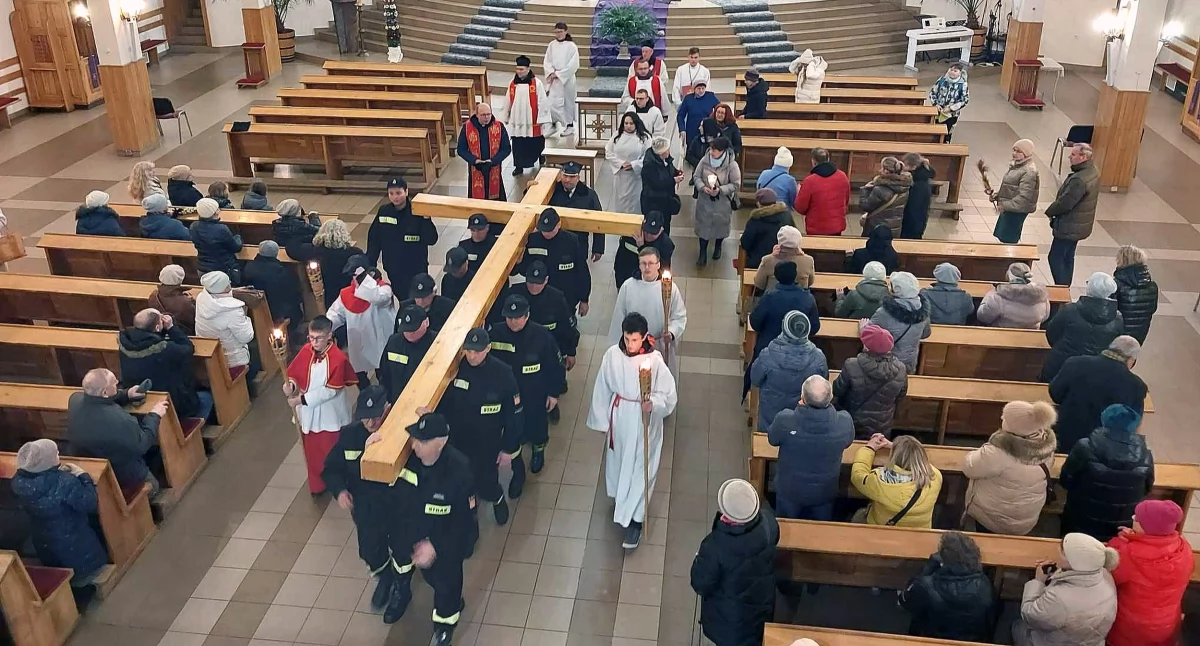 KOŃSKIE. Wielki Tydzień w Kolegiacie Św. Mikołaja [ZDJĘCIA]