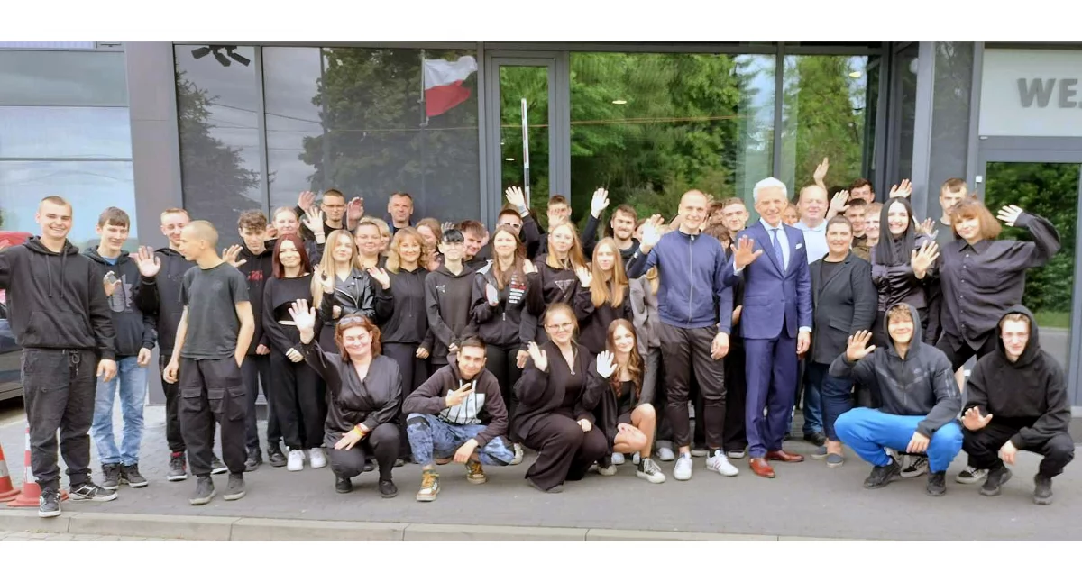 WARSZAWA, KOŃSKIE. Poczuli świat wielkich pieniędzy