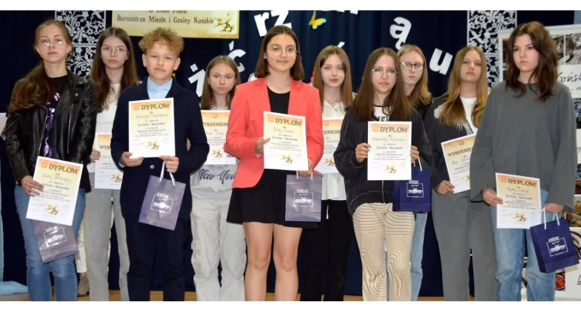 KOŃSKIE. Walczyli z bykami o złote pióra burmistrza [ZDJĘCIA]