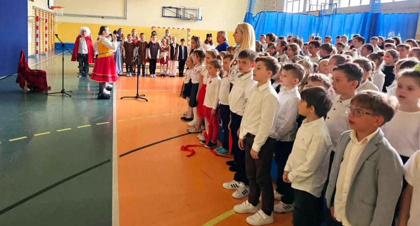 KRÓLEWIEC. Wspaniałe narodowe Święto Konstytucji 3 Maja [ZDJĘCIA]
