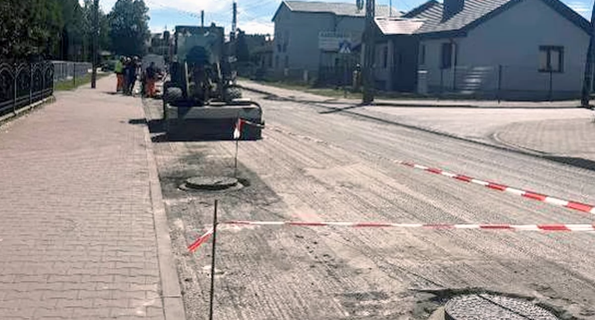 GMINA STĄPORKÓW. Drogi w remoncie. Teraz 1 Maja w Stąporkowie