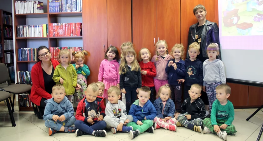 GMINA SMYKÓW. Święto bibliotek przedłużone do końca miesiąca!
