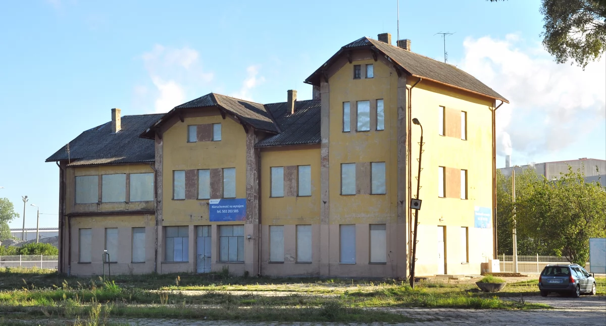 KOŃSKIE. Od kręgielni do wyremontowania budynku dworca PKP