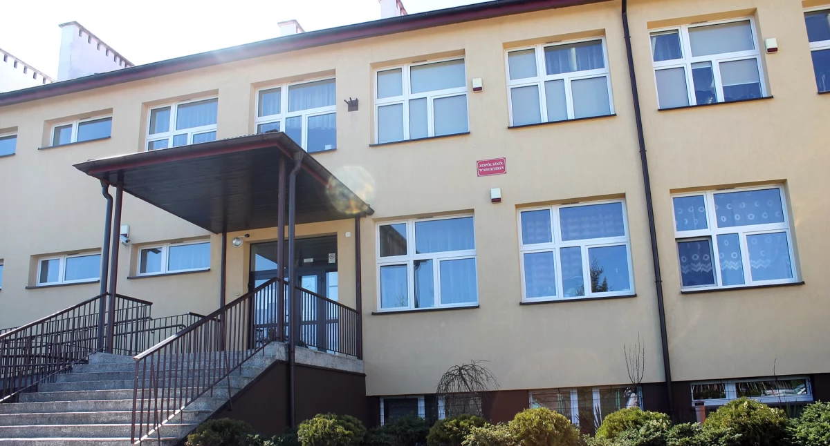 GMINA SMYKÓW. Szkoła Podstawowa w Miedzierzy z rządowym dofinansowaniem