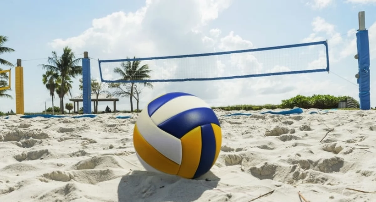 Koneckie Stowarzyszenie Sportowe Fair Play zaprasza na turniej siatkówki plażowej