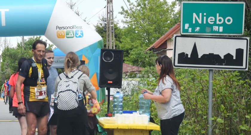  O tym jak Niebo wchłonęło Piekło, ale przeszłość odrębna pozostała. Wioski wczoraj i dziś