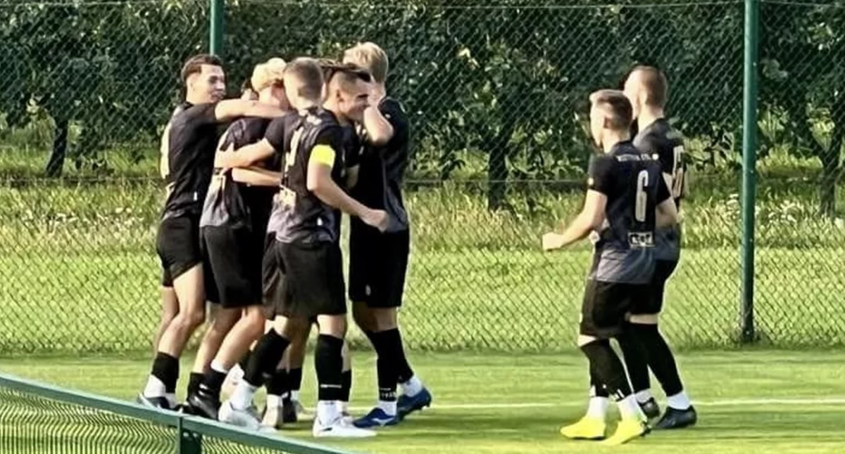 Weekend na piłkarskich arenach. Grają już wszystkie ligi regionalne w województwie