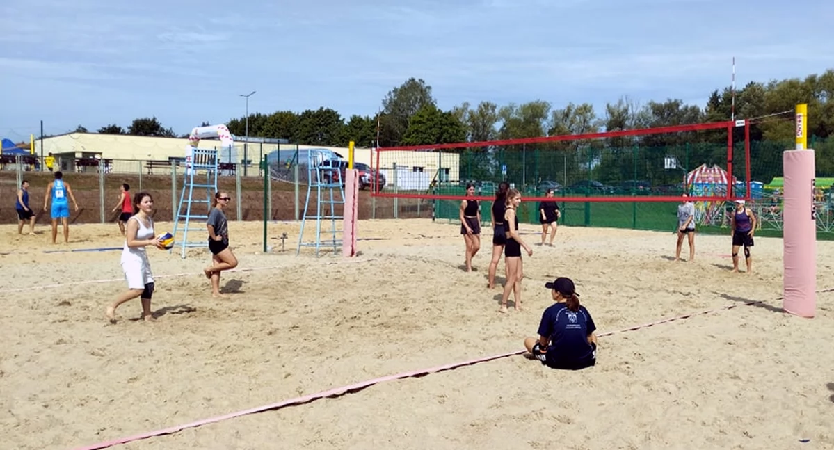 W ramach Dni Końskich. Turniej siatkówki plażowej Stowarzyszenia Sportowego Fair Play