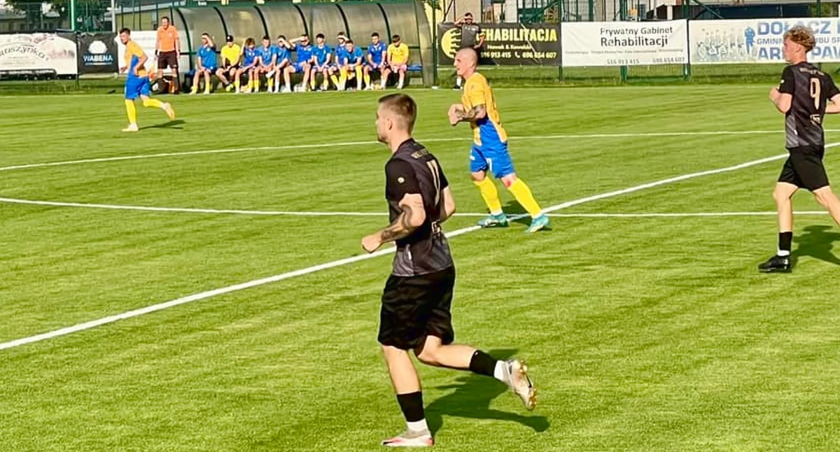 RSActiv IV liga świętokrzyska. Neptun Końskie nie potrafi grać na własnym terenie?