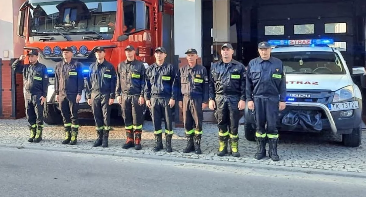 Koneccy strażacy PSP i OSP oddali hołd poległym na służbie kolegom z Poznania