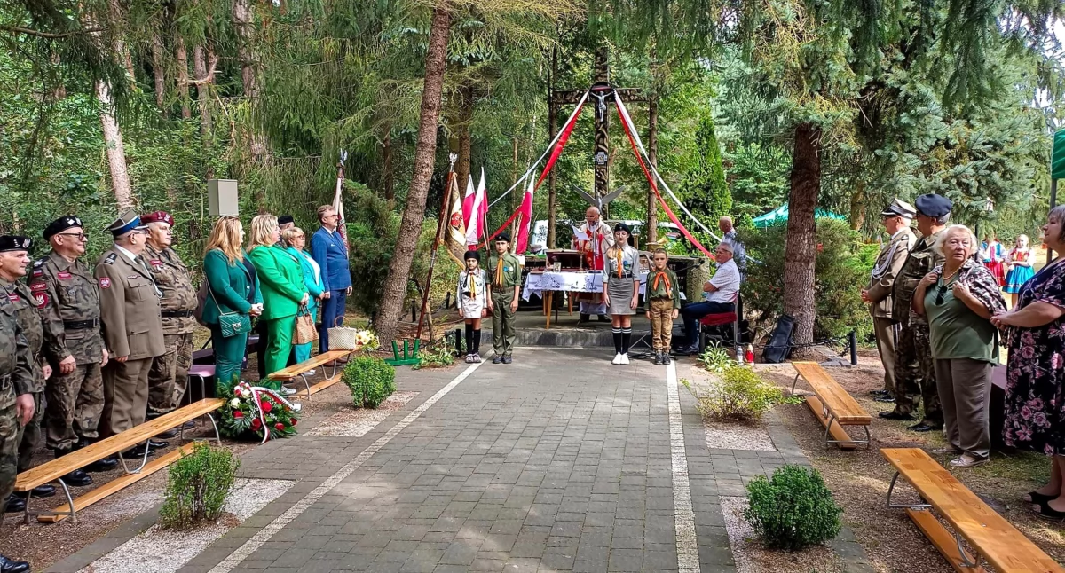 GMINA SMYKÓW. Zapraszają na uroczystości 80 rocznicy bitwy pod Trawnikami