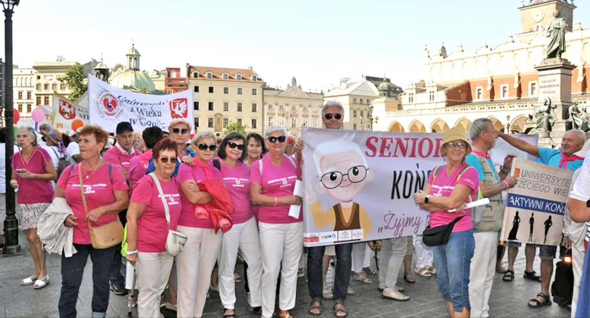 KOŃSKIE, KRAKÓW. Sześć tysięcy seniorów zarządzało Krakowem [ZDJĘCIA]
