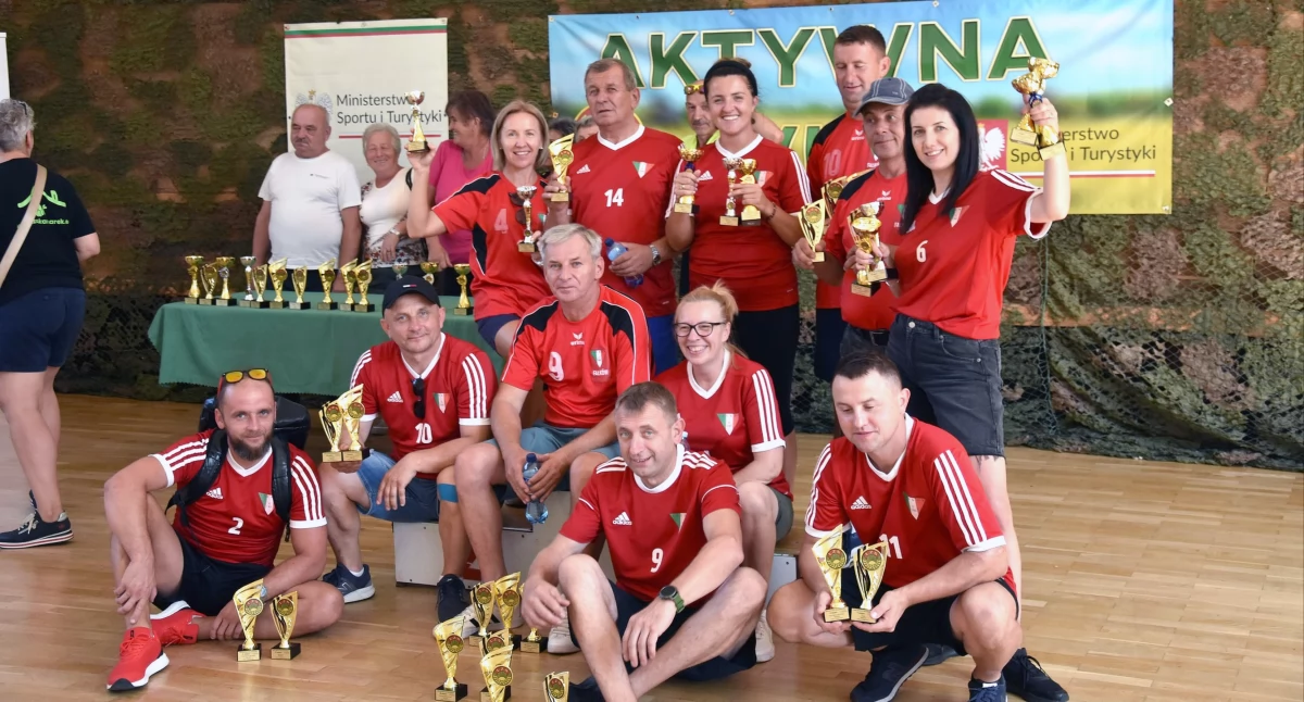 Aktywna Wieś. Wspaniały start ekipy z gminy Fałków. Zdobyli 28 pucharów! [ZDJĘCIA]