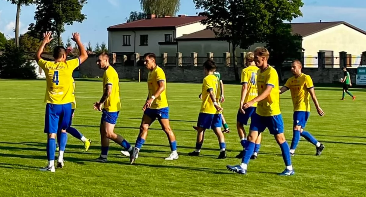 RSActiv IV liga świętokrzyska. Neptun Końskie zagrał na wyjeździe mecz w ramach 9 kolejki