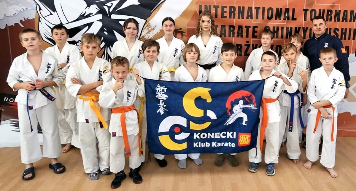 Konecki Klub Karate Kyokushin z kolejnymi trofeami. Nasi młodzi karatecy przywieźli ze Skarżyska-Kam. pięć medali!