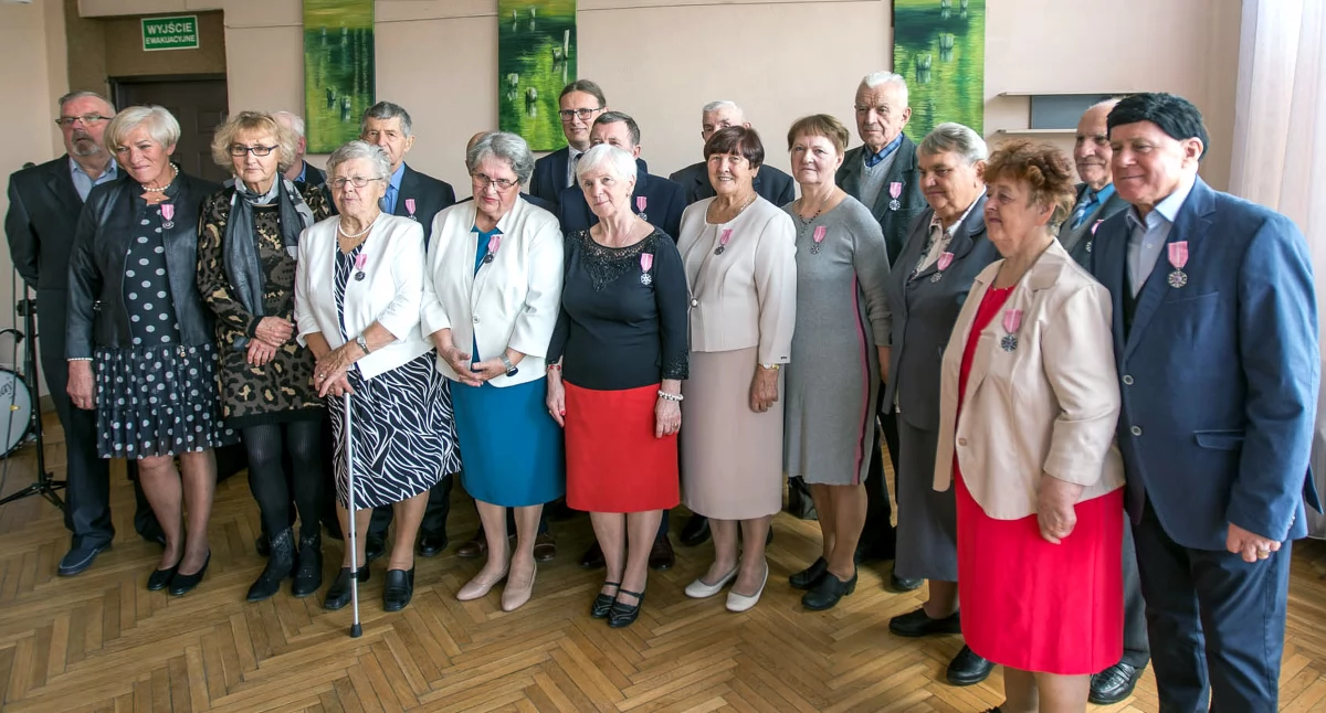 Złote Gody w Stąporkowie. 50 lat pożycia małżeńskiego świętowało dziewięć par [ZDJĘCIA]