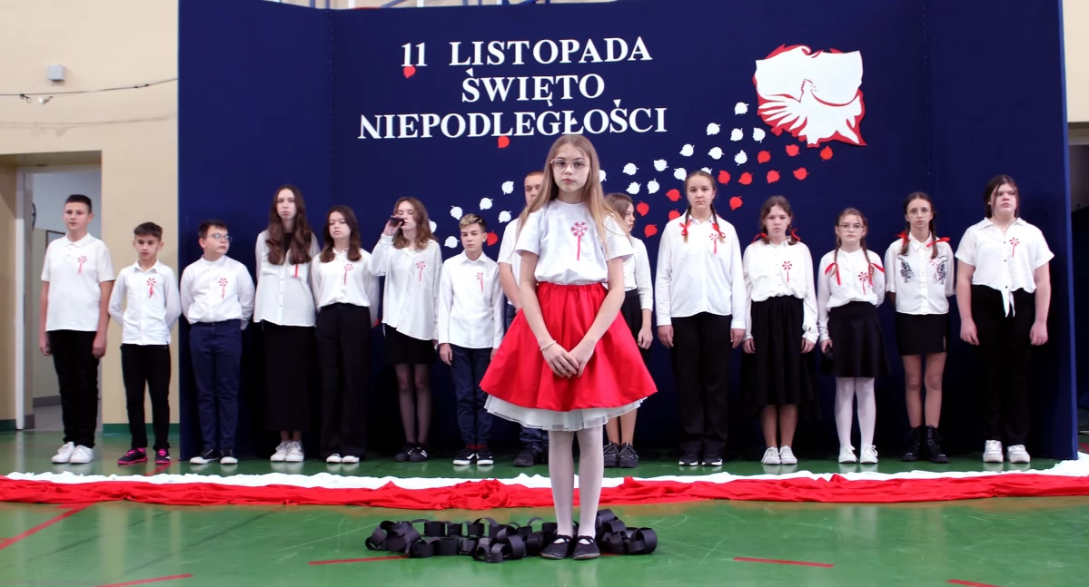 MIEDZIERZA. Narodowe Święto Niepodległości - uroczysta akademia w 106 rocznicę odzyskania niepodległości przez Polskę [GALERIA ZDJĘĆ]