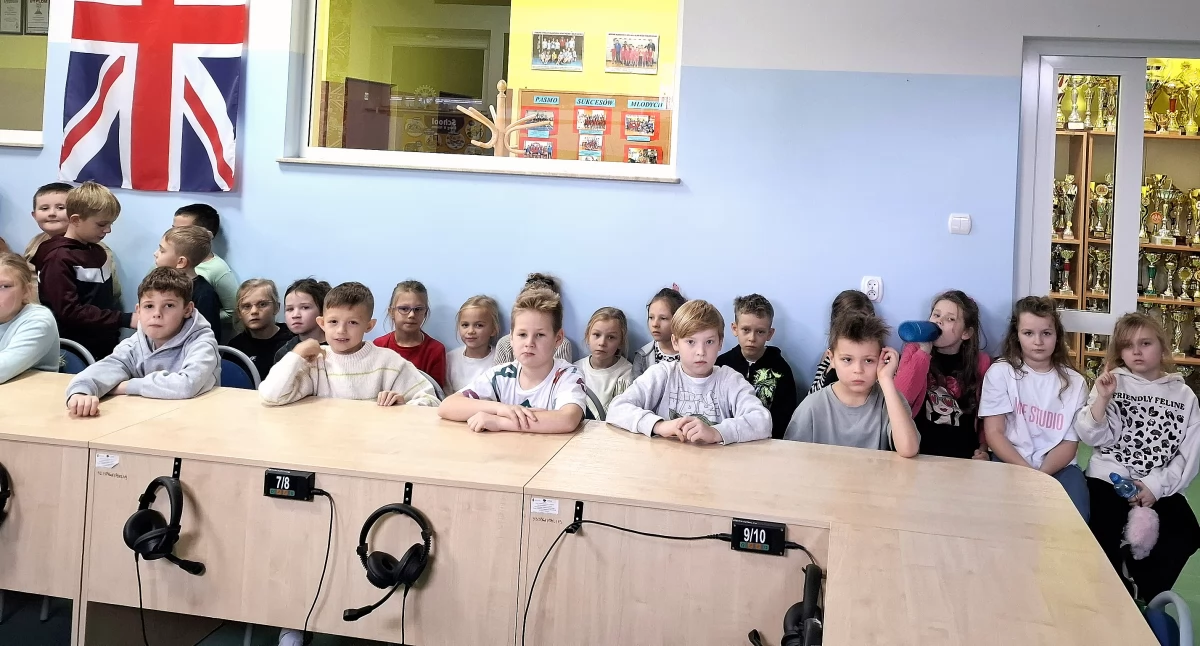 Dzieci ze szkoły w Królewcu umieją pływać i uczą się udzielania pierwszej pomocy [ZDJĘCIA]