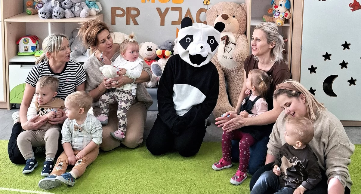 Wizyta Pandy i inne atrakcje. Dzień Pluszowego Misia w szkole w Królewcu! [ZDJĘCIA]