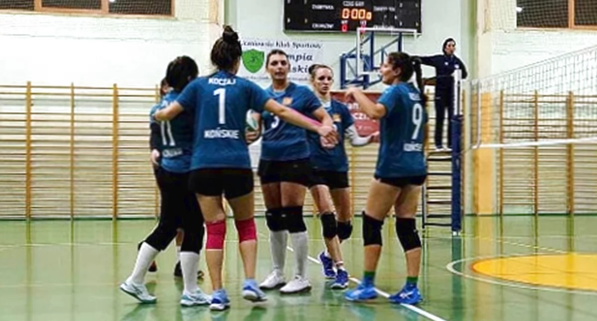 Świętokrzyska II Liga Kobiet. Siatkarki Fair Play Końskie liderkami po pierwszej części sezonu!