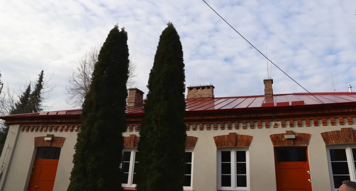DPS Cichy Zakątek w Końskich z dofinansowaniem na renowację dachów na dwóch zabytkowych budynkach