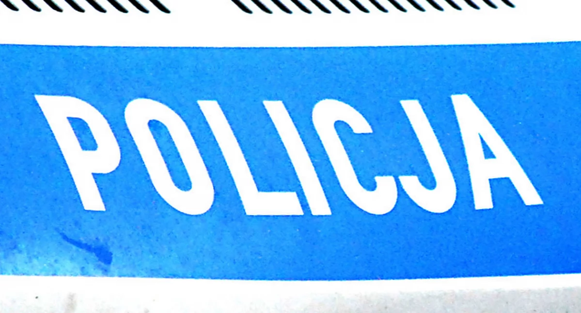 POWIAT KONECKI. Wierzą nieznajomym, pozwalają się okraść. Oszustwa i kradzieże, nie tylko internetowe