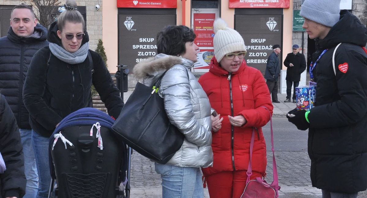 POWIAT KONECKI. 33 Finał WOŚP za nami. Pieniądze trafią do fundacji [ZDJĘCIA]