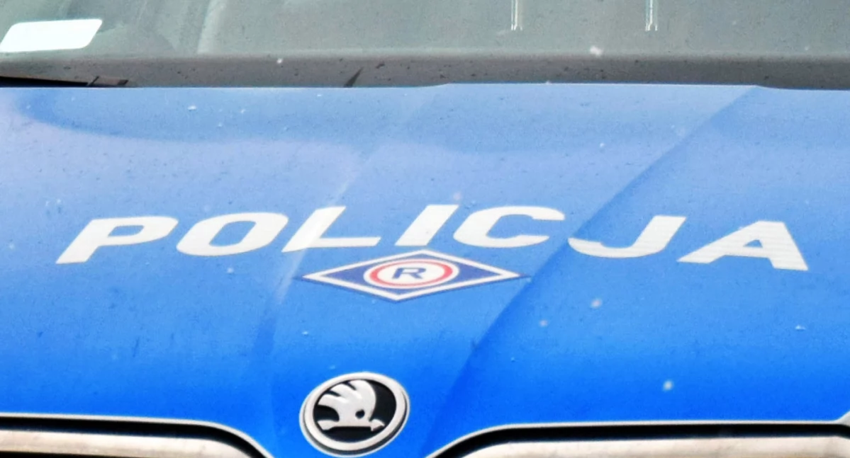 POWIAT KONECKI. Policjanci zatrzymali trzech po drinku (drinkach) i jednego na haju. To nie był ich dzień...