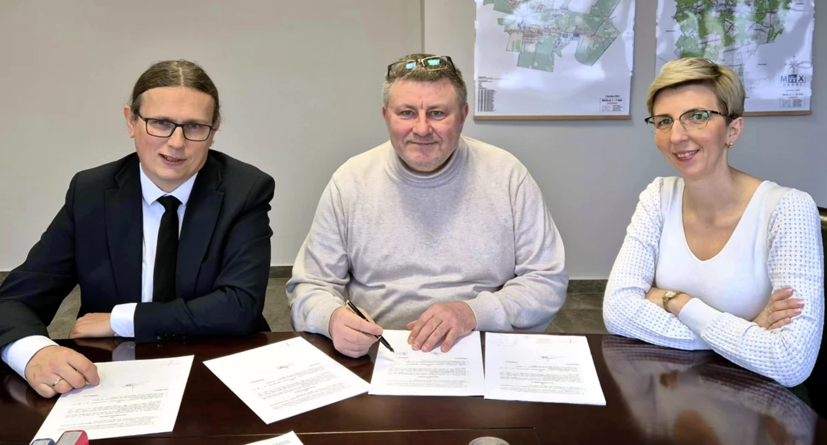Która firma będzie odbierała odpady komunalne i wywoziła śmieci od mieszkańców gminy Stąporków? Umowa podpisana