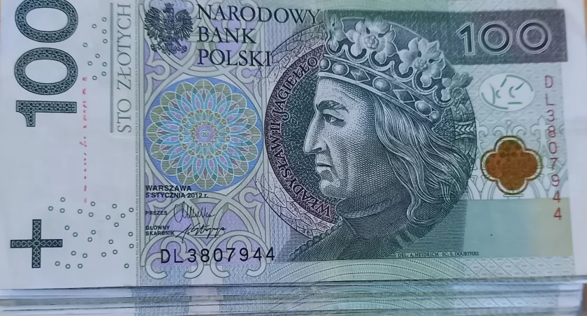 Od 1 marca wyższe emerytury i renty! Sprawdź, ile zyskasz po waloryzacji