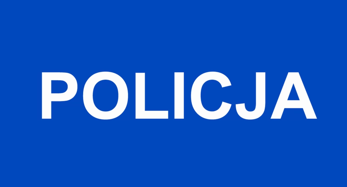 KOŃSKIE - MIEDZIANA GÓRA. Koneccy policjanci pomogli kobiecie poszkodowanej w wypadku