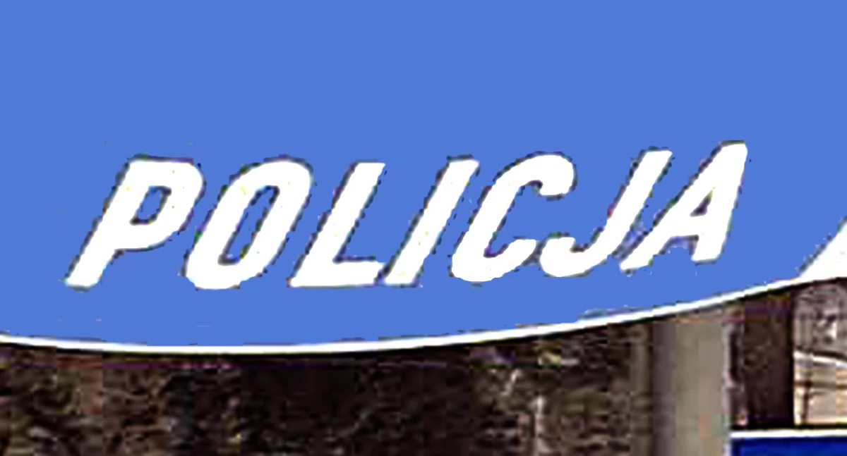 GMINA KOŃSKIE. Policjanci zatrzymali kierującego oplem z dożywotnim zakazem, ale za to z blisko promilem alkoholu we krwi