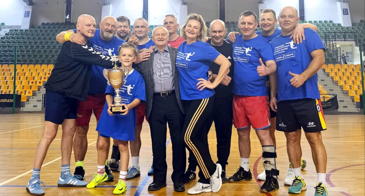 Uczcili pamięć trenera legendy. W Kielcach odbył się II Memoriał Edwarda Strząbały [ZDJĘCIA]
