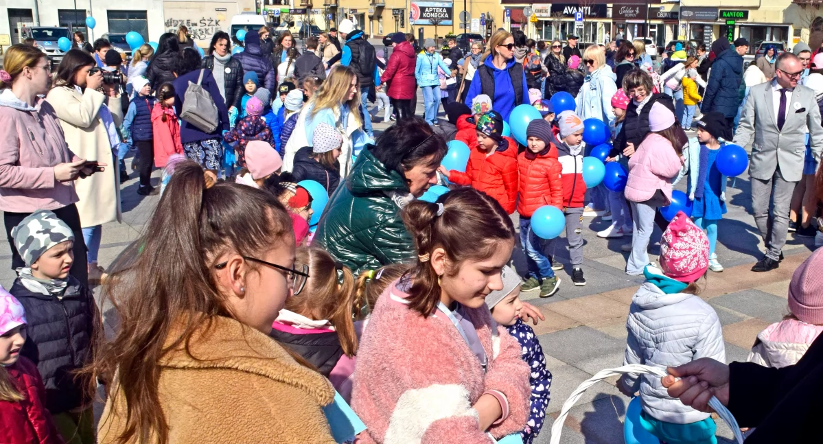 KOŃSKIE. Autyzm i co dalej? Edukacyjny Światowy Dzień Świadomości Autyzmu [ZDJĘCIA]