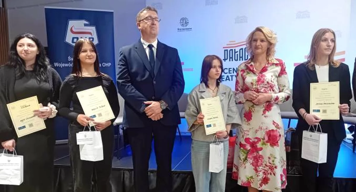 KOŃSKIE - STARACHOWICE. Świętokrzyskie Forum Ochotniczych Hufców Pracy. Justyna Maligówka z drugim miejscem!