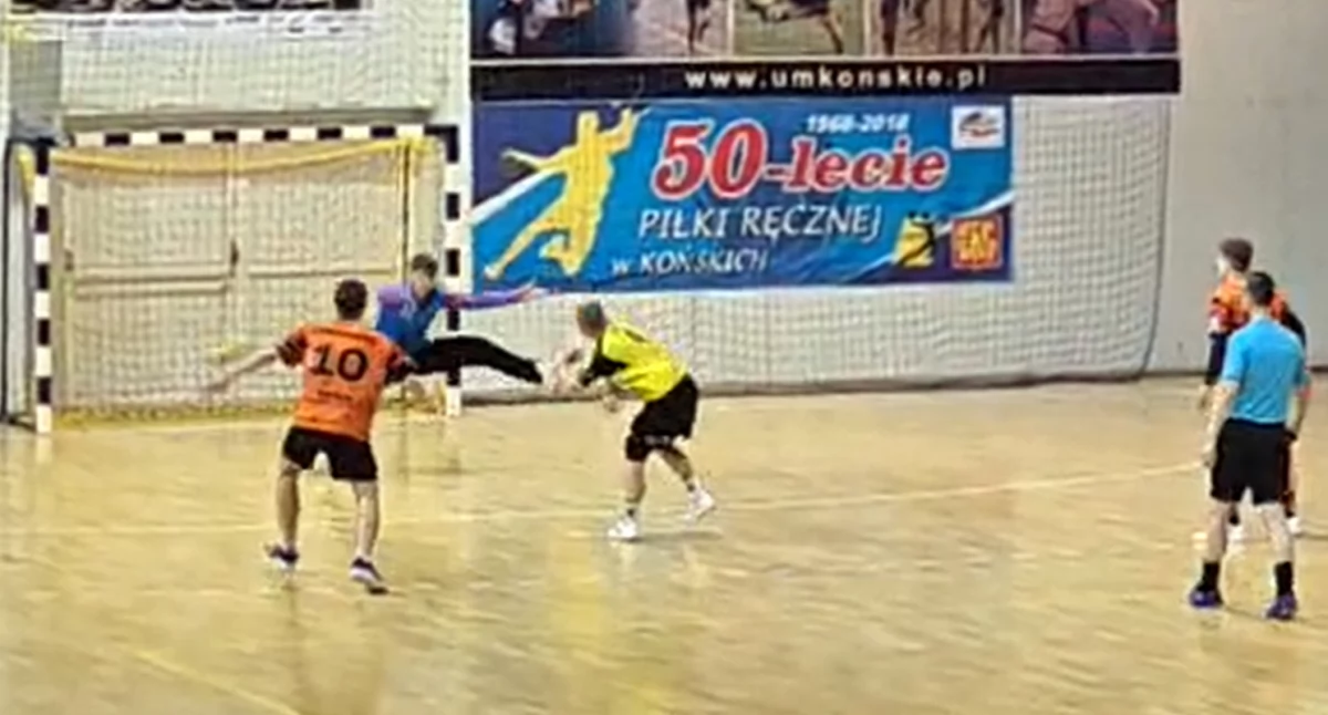 I liga szczypiornistów, grupa D. Drużyna KSSPR Końskie przegrywa w derbach świętokrzyskiego