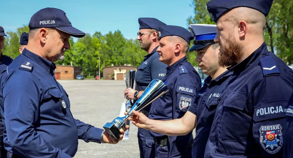 KIELCE. Policjanci ratowali życie nieprzytomnego... Drugie miejsce zajęła drużyna z Końskich [ZDJĘCIA]