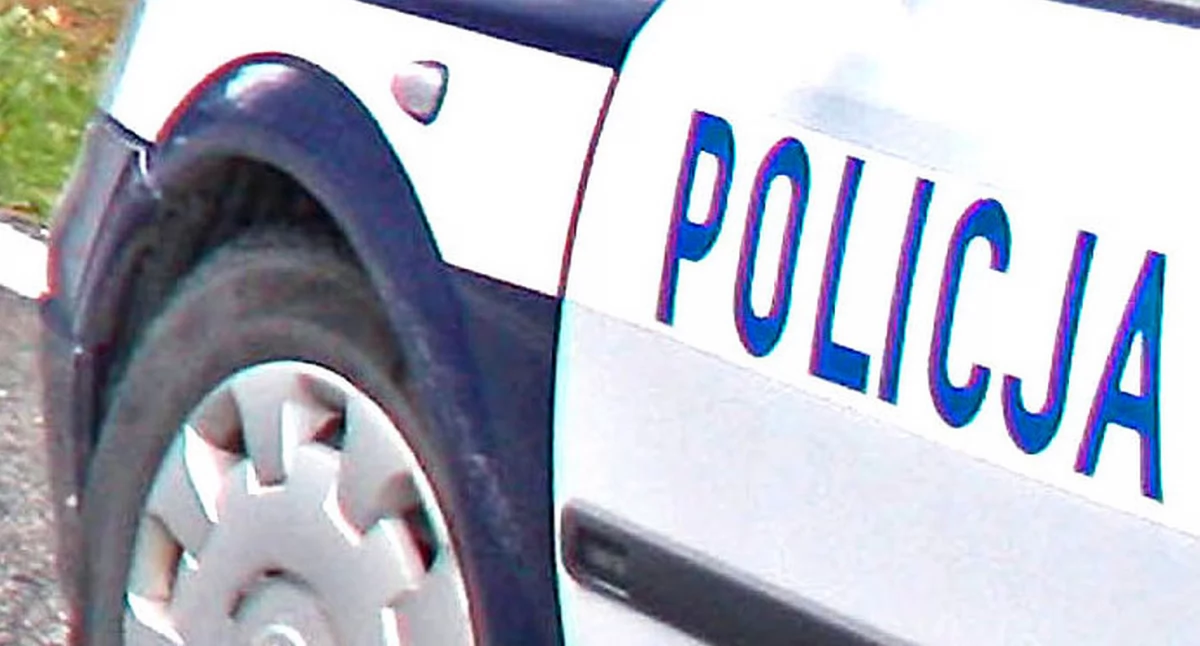 POWIAT KONECKI. Pijani kierowcy tracą panowanie nad pojazdami. Jeżdżą jak chcą!