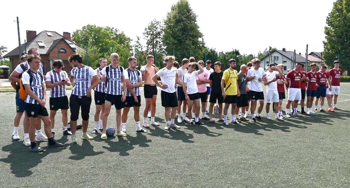 RADOSZYCE. Gramy dla Bartka. Kolejny raz zbierali pieniądze dla chorego mieszkańca miasta [GALERIA ZDJĘĆ]