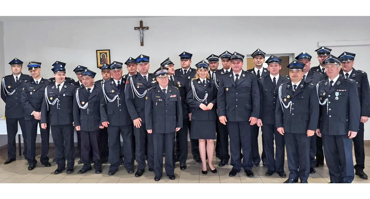 GMINA GOWARCZÓW. Druhowie strażacy zmienili swoje władze
