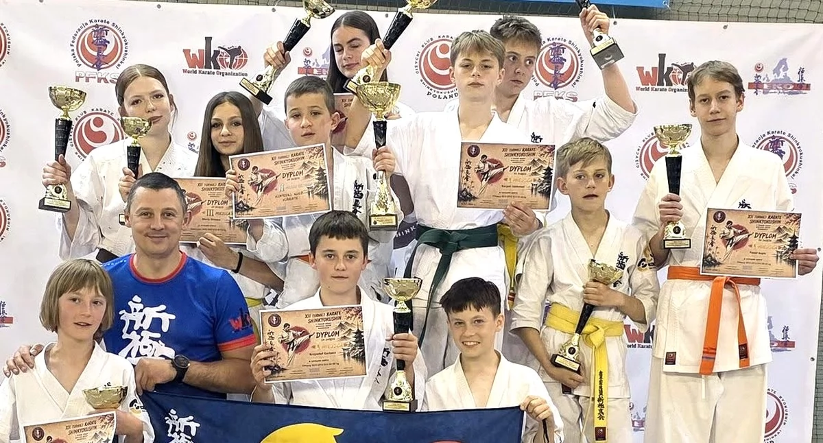Turniej o Puchar Krainy Wielkich Jezior - Giżycko 2026. Konecki Klub Karate Kyokushin z kolejnymi trofeami