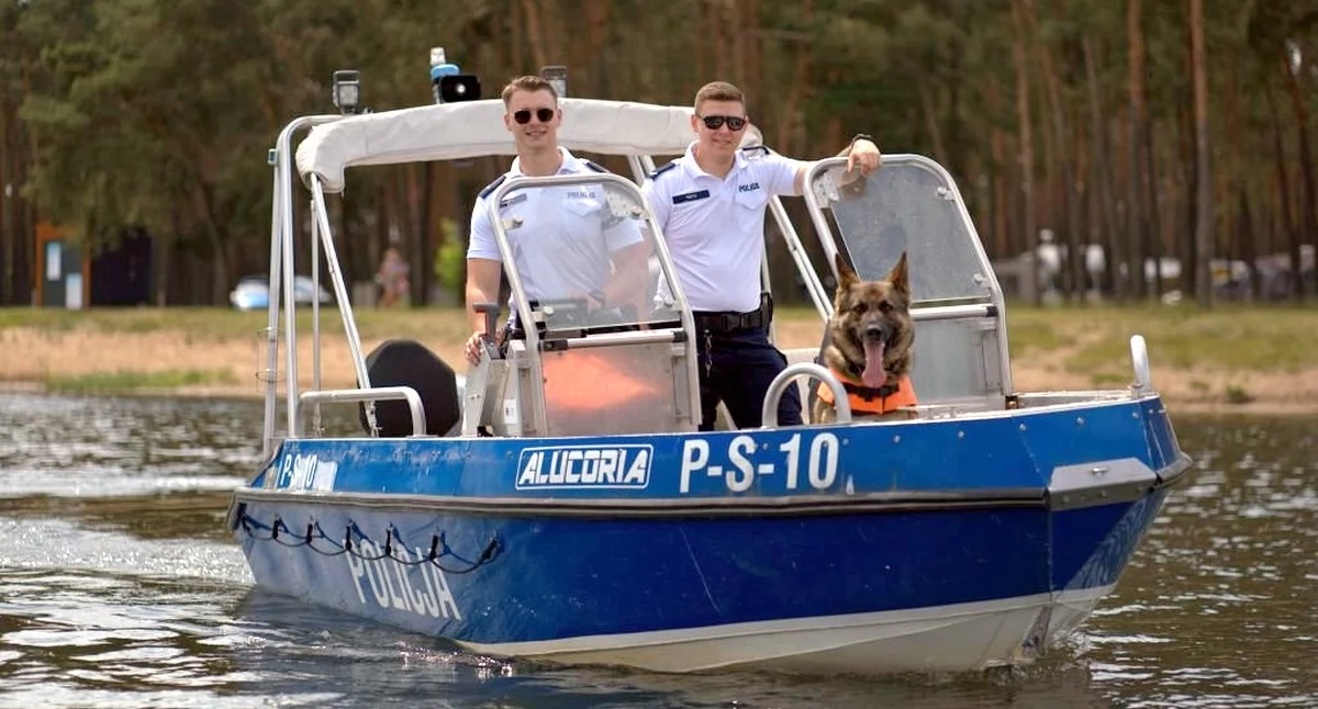SIELPIA. Policjanci rozpoczęli służbę nad wodą i w wodzie