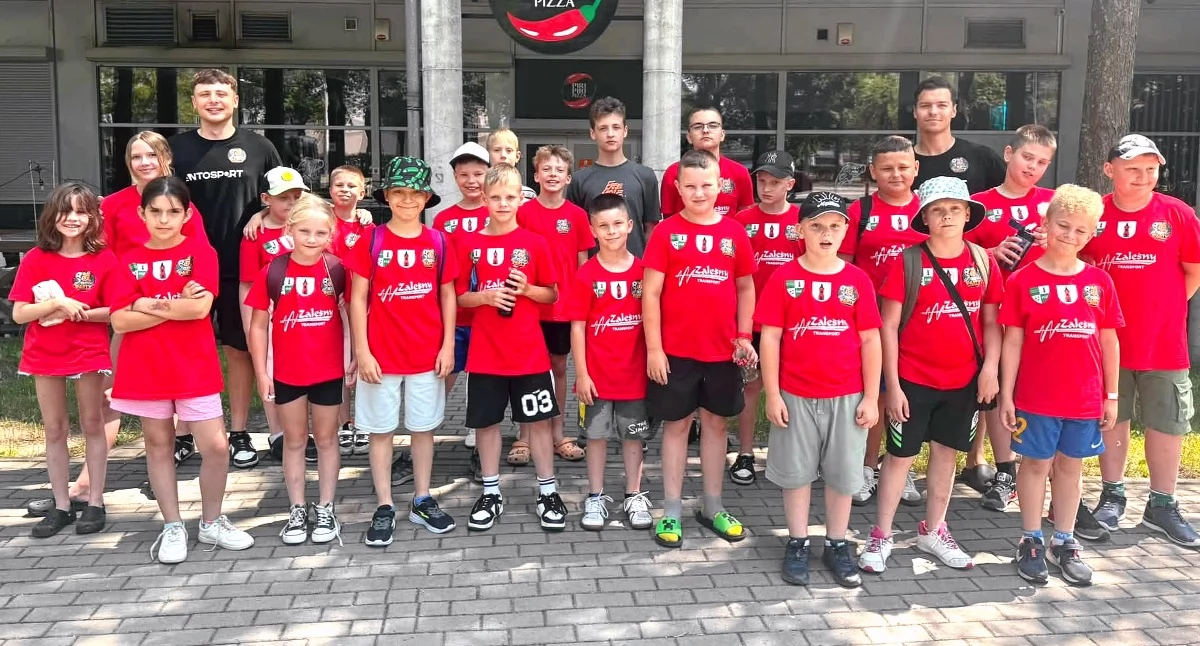 RADOSZYCE. Sportowe półkolonie z Gool Party. Tydzień pełen emocji, sportu i świetnej zabawy!