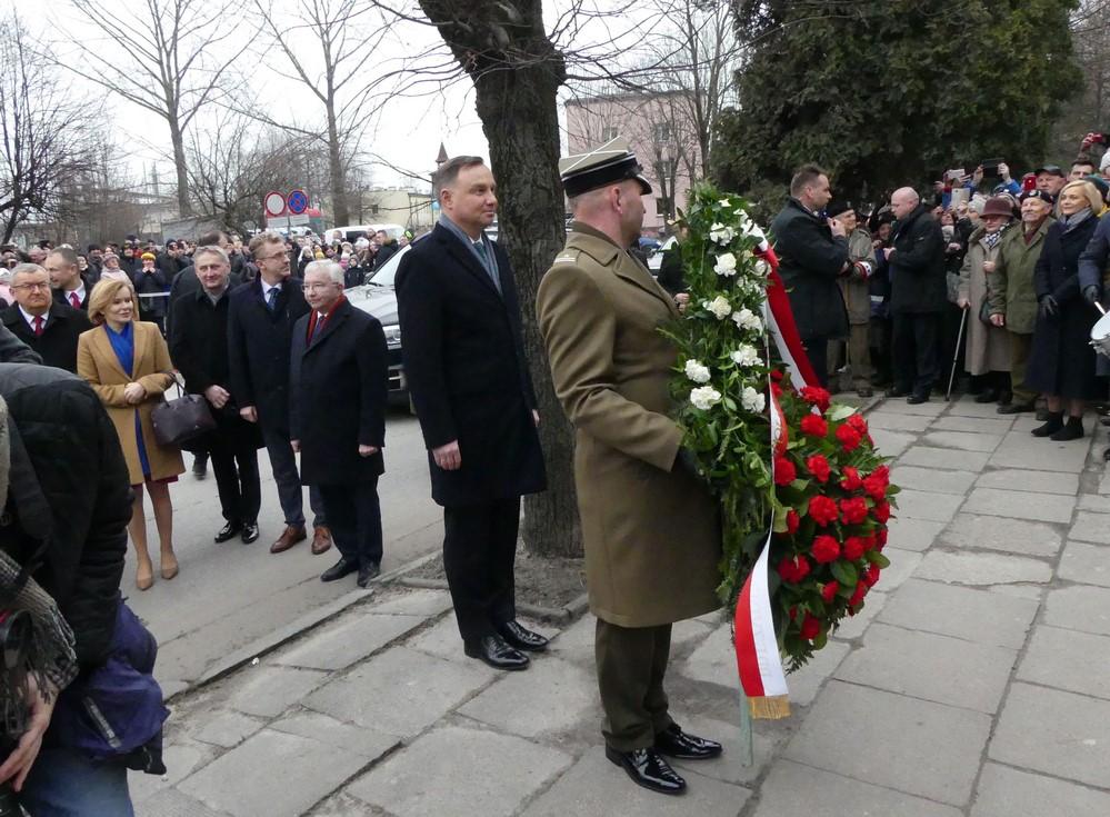 Prezydent Andrzej Duda złożył hołd koneckim ofiarom stalinizmu